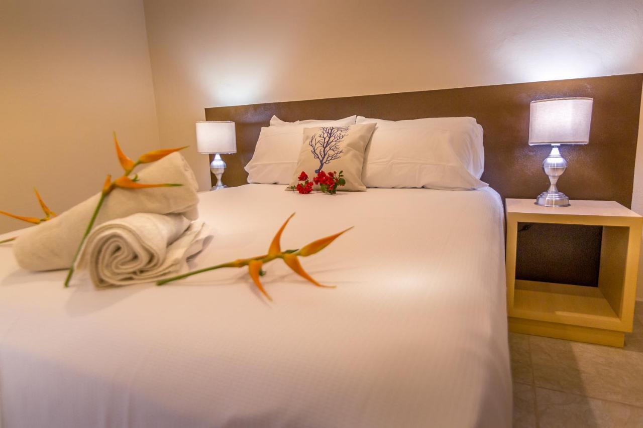 Azcapri Villa Boutique & Spa Cancún Buitenkant foto