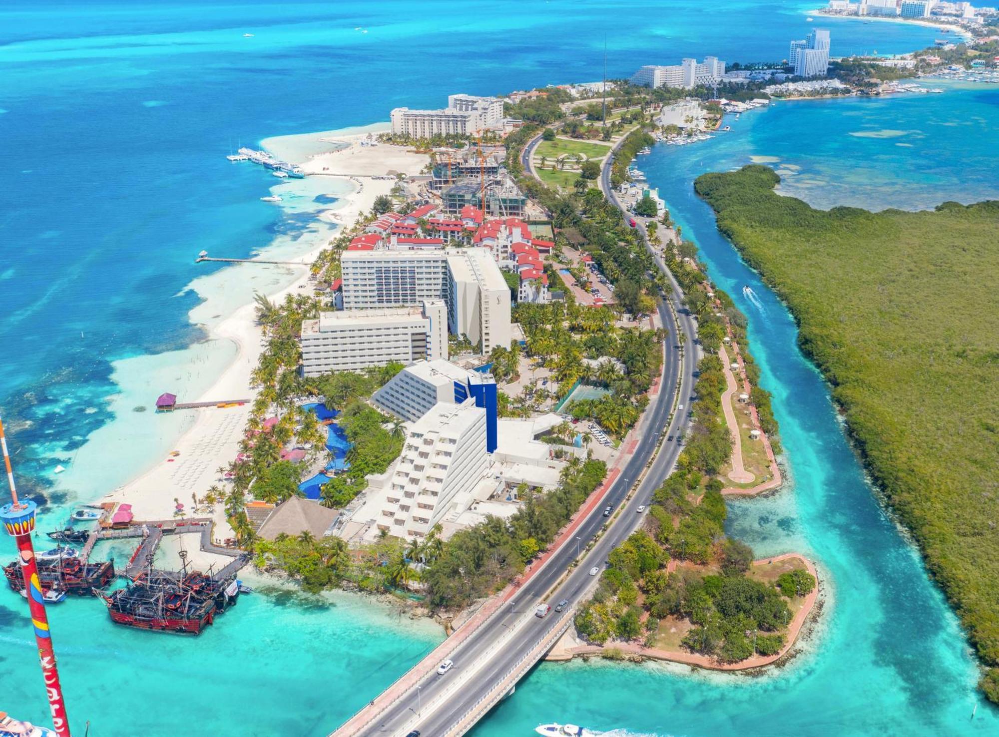 Azcapri Villa Boutique & Spa Cancún Buitenkant foto